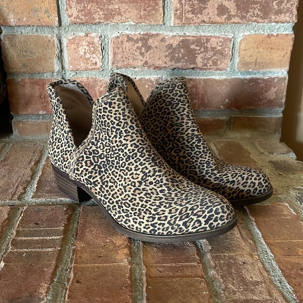 NWT Lucky Brand Baley2 Leopard Cheetah Print Booties